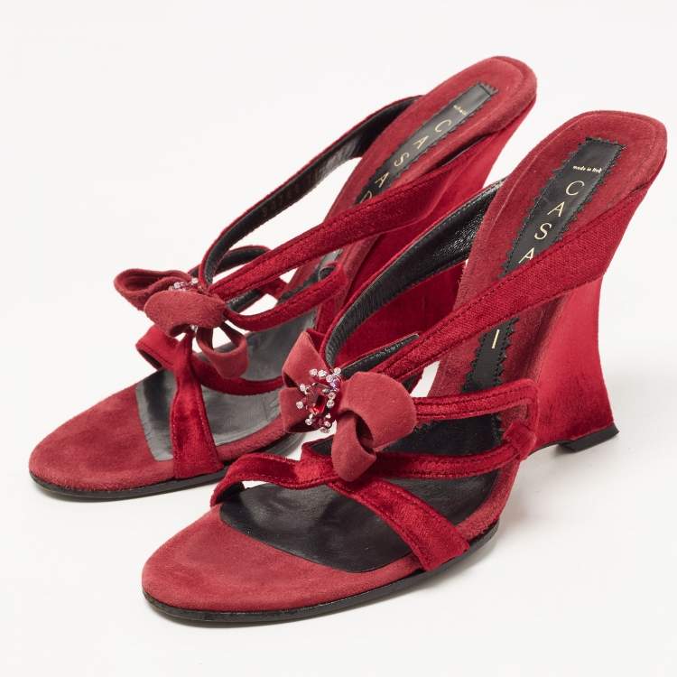 Pre Owned Casadei Red Velvet Bow Embellished Wedge Strappy Sandals Size 38
