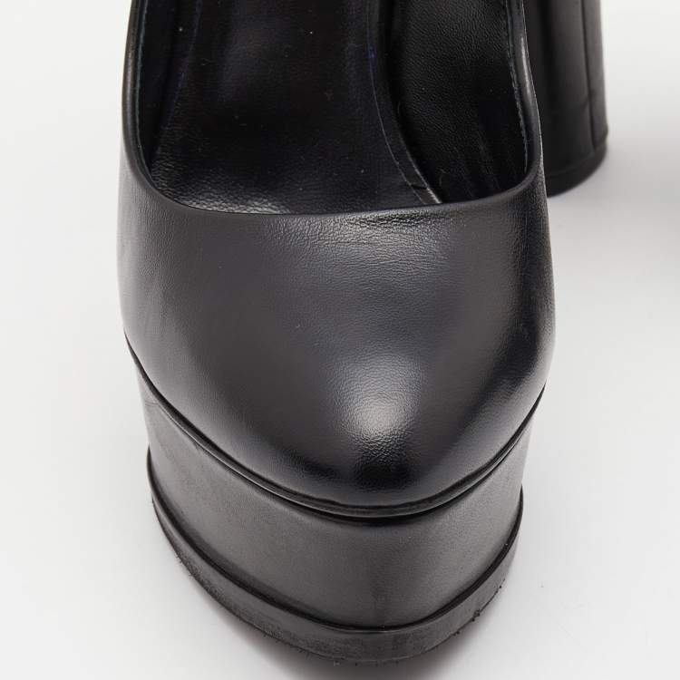 مملوكة مسبقًا Casadei Black Leather Platform Pumps Size 36.5