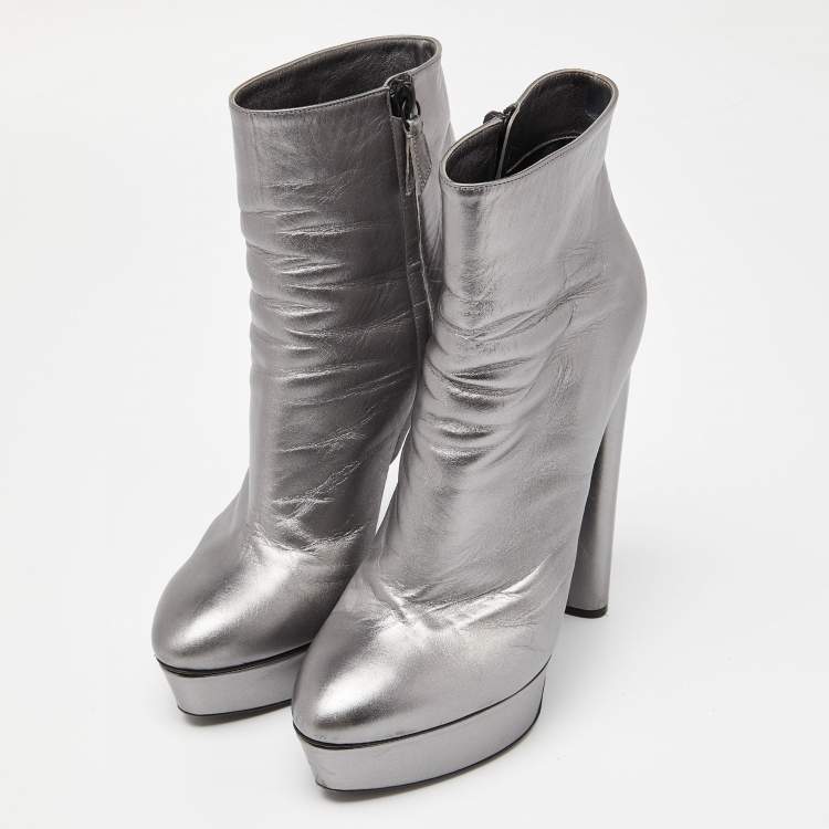 Pre Owned Casadei Metallic Silver Leather Ankle Boots Size 40