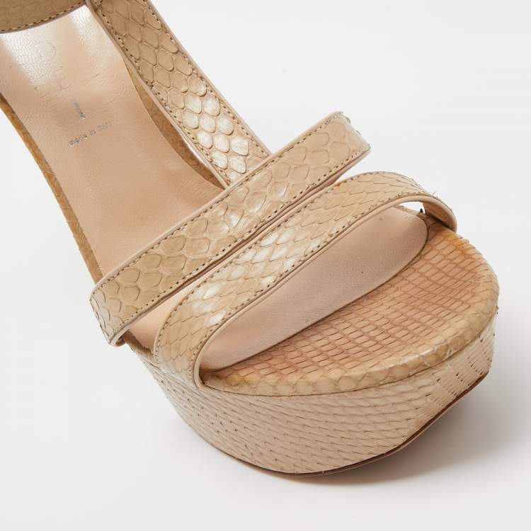 مملوكة مسبقًا Casadei Beige Embossed Python Platform T-Strap Sandals Size 38