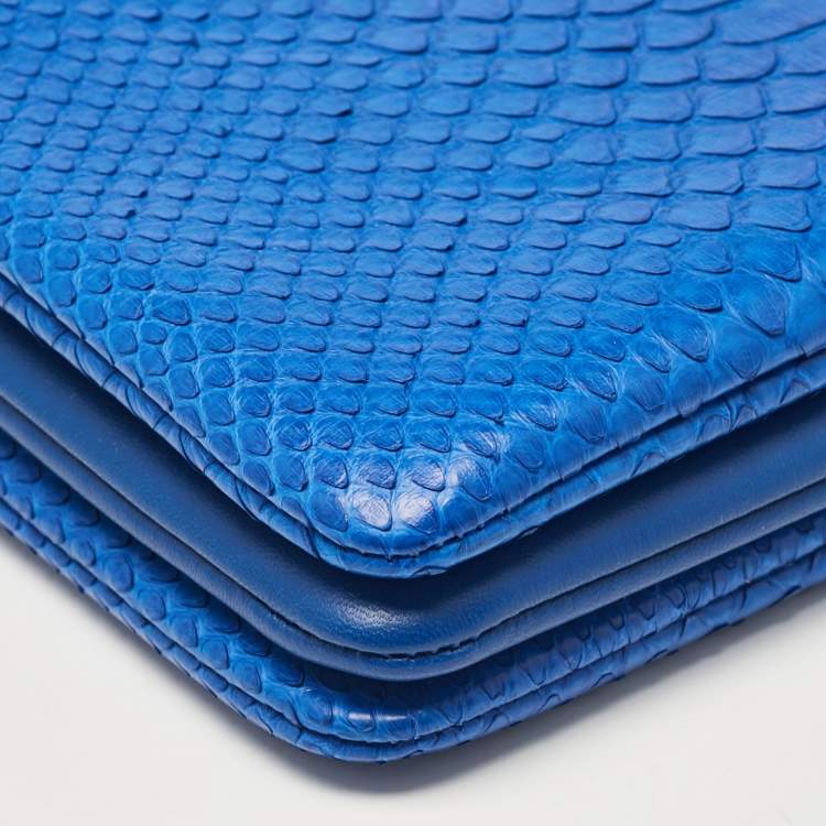 مملوكة مسبقًا Celine Blue Python and Leather Small Trio Zip Crossbody Bag