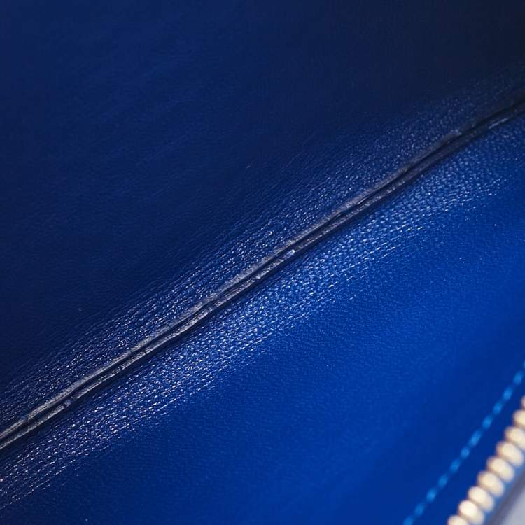 مملوكة مسبقًا Celine Blue Python and Leather Small Trio Zip Crossbody Bag