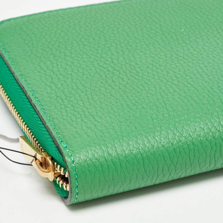 Pre Owned Celine Green Leather Large Zipped Multifunction Wallet