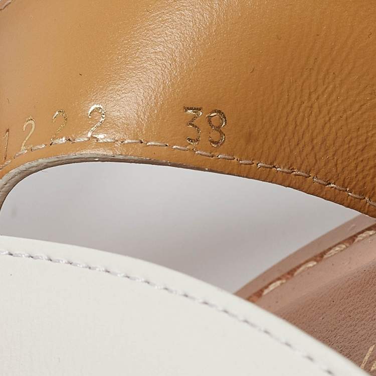 مملوكة مسبقًا Celine Beige Leather and Raffia Ankle Strap Flat Sandals Size 38