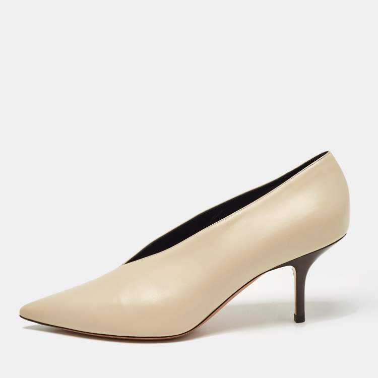 Pre Owned Celine Beige Leather V Neck Pumps Size 39