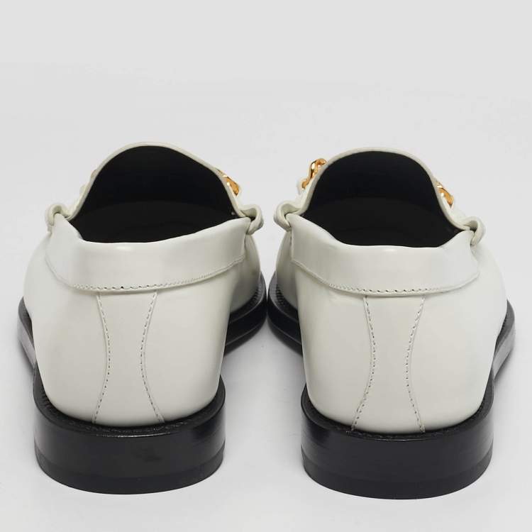 Pre Owned Celine White Leather Luco Triomphe Chain Loafers Size 39
