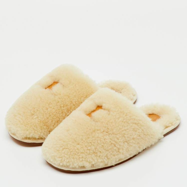 Pre Owned Celine Cream Shearling Fur Georgia Flat Mules Size 36