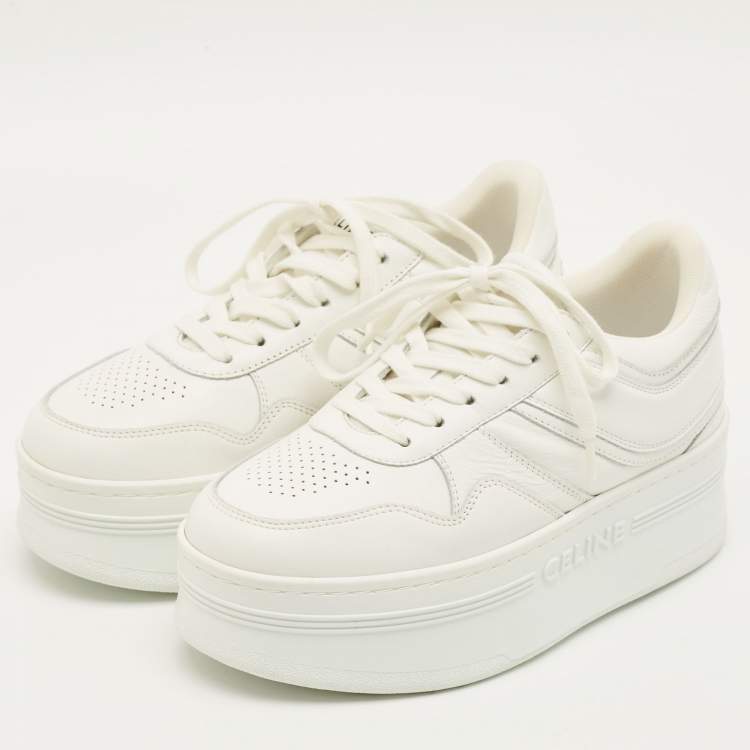 مملوكة مسبقًا حذاء رياضي سيلين جلد أبيض برباط كعب عريض مقاس 36