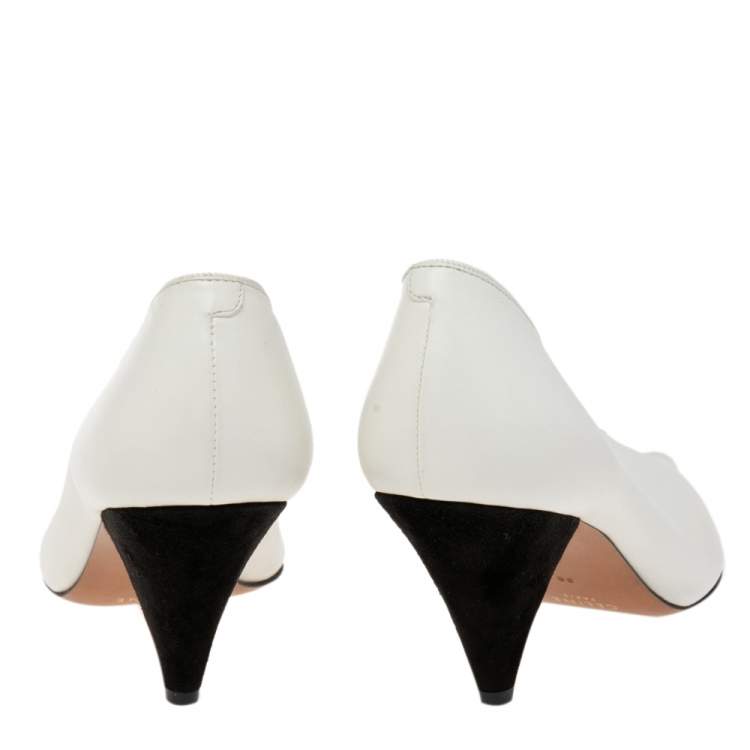 Pre Owned Celine Off-White Leather V Neck Pointed-Toe Pumps Size 38