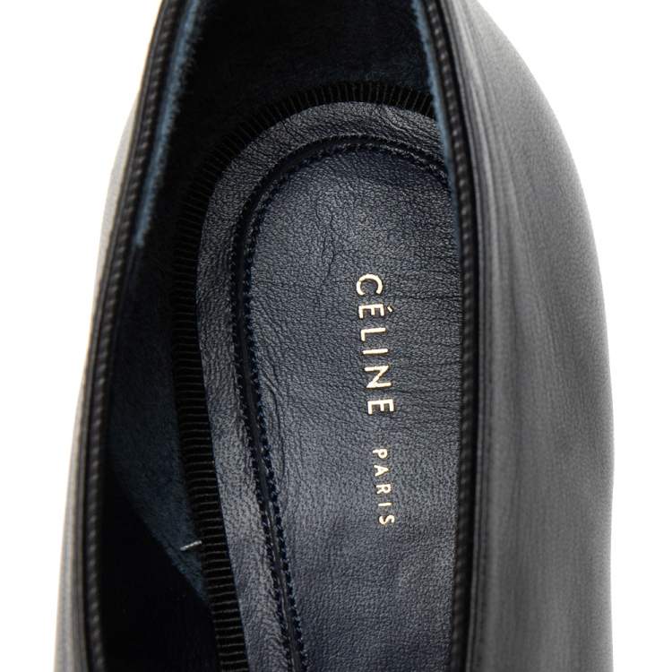 Pre Owned Celine Black Leather V Neck Pointed-Toe Pumps Size 38.5 