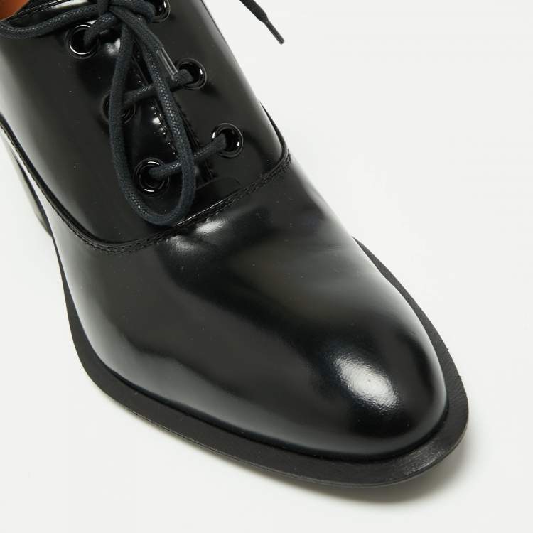 مملوكة مسبقًا Celine Black Glossy Leather Lace Up Heel Derby Size 41