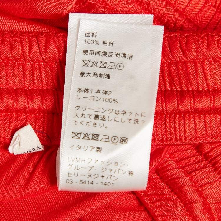 مملوكة مسبقًا Celine Red Satin Sports Shorts S