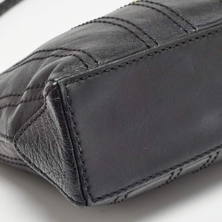 مملوكة مسبقًا Celine Black Leather Carriage Plate Pochette Bag