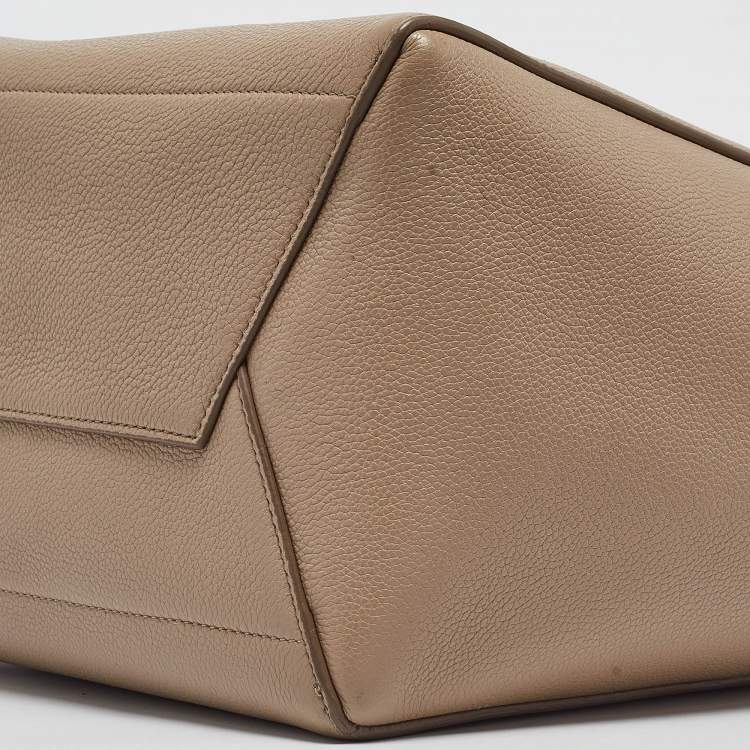 Pre Owned Celine Beige Leather Sangle Bucket Bag