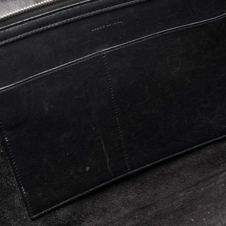 مملوكة مسبقًا Celine Black Leather Trifold Bag