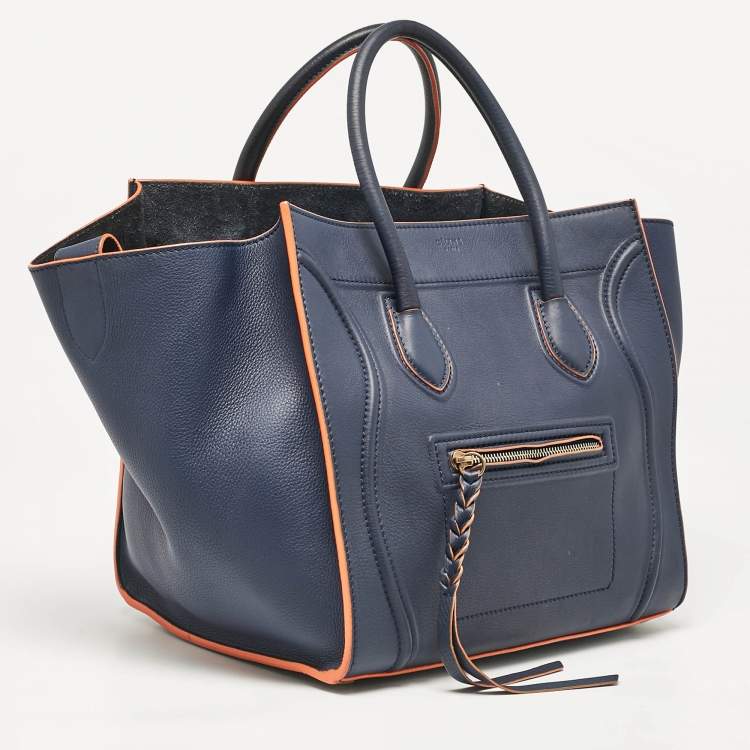 مملوكة مسبقًا Celine Navy Blue Leather Medium Phantom Luggage Tote