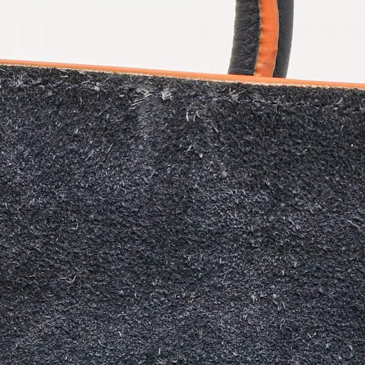 مملوكة مسبقًا Celine Navy Blue Leather Medium Phantom Luggage Tote