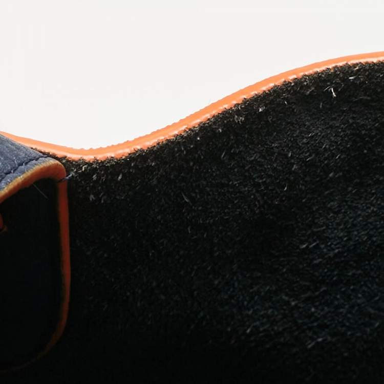 مملوكة مسبقًا Celine Navy Blue Leather Medium Phantom Luggage Tote