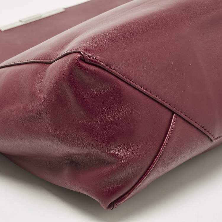 مملوكة مسبقًا Celine Burgundy Leather Cabas Fold Over Clutch