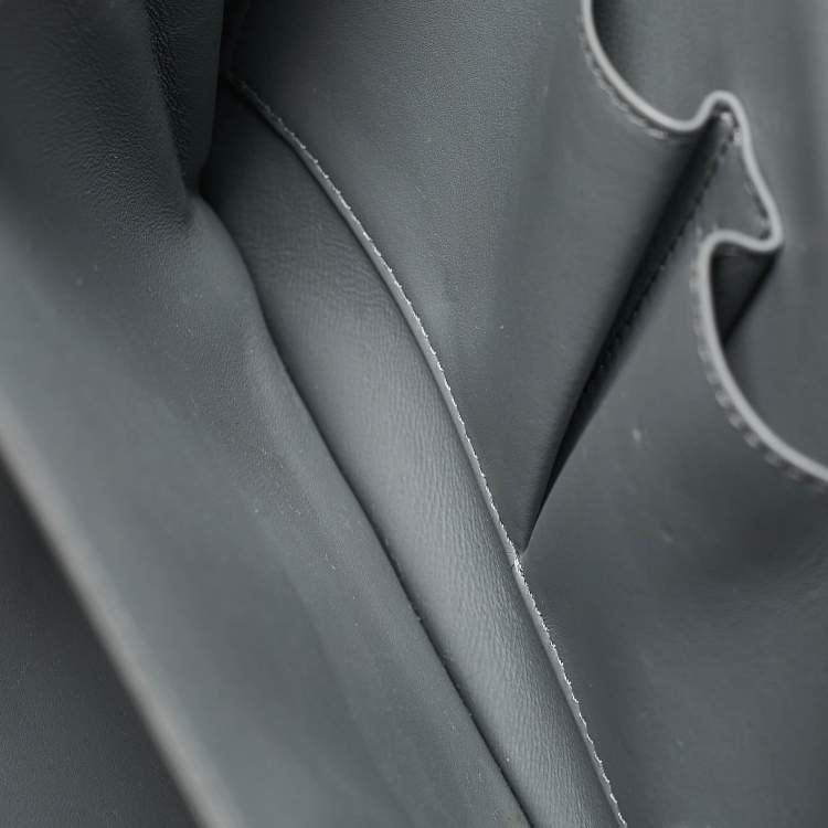 Pre Owned Celine Grey Leather Medium Classic Box Shoulder Bag