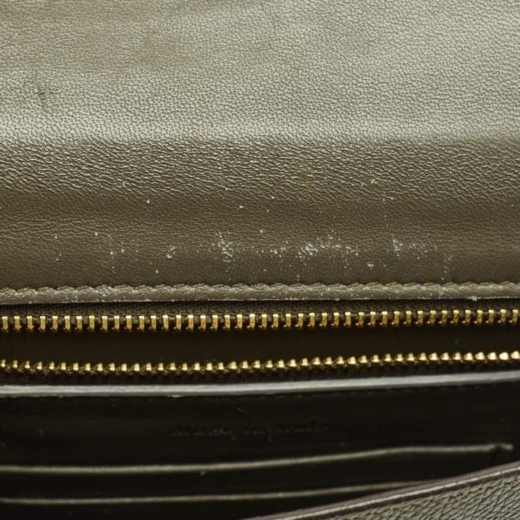 Pre Owned Celine Olive Green Leather Small Trotteur Crossbody Bag