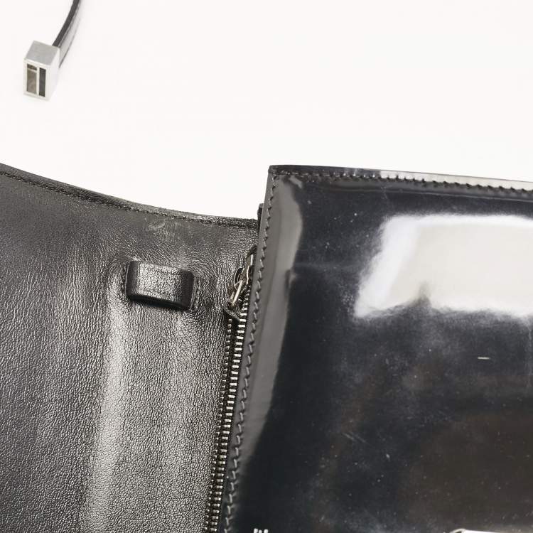 Pre Owned Celine Black Patent Leather Medium Classic Box Shoulder Bag