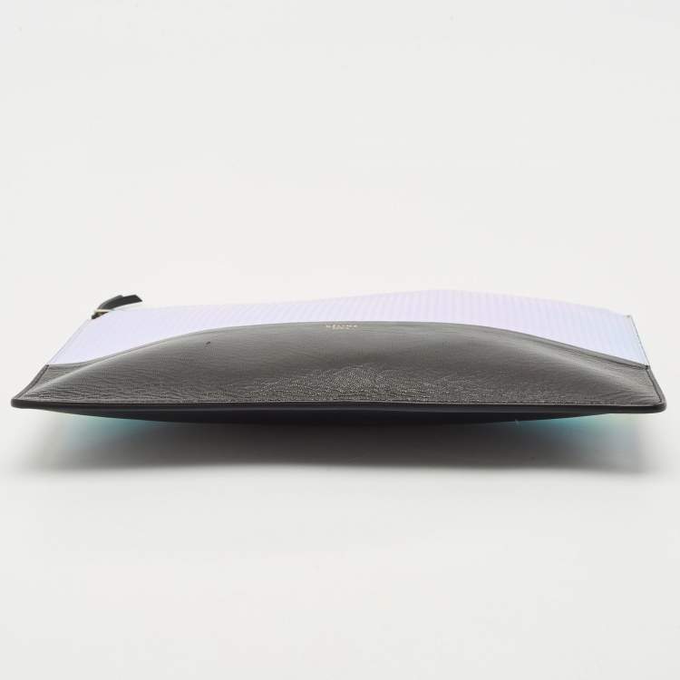 Pre Owned Celine Black Holographic Leather Solo Clutch