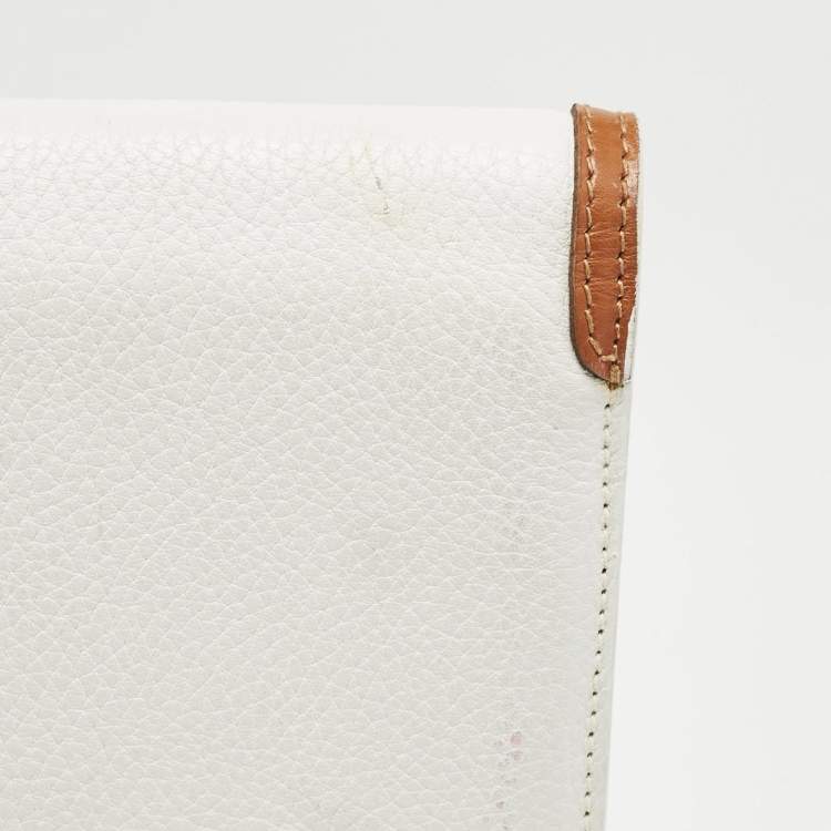 Pre Owned حقيبة ظرف سيلين جلد أبيض/تان عتيق