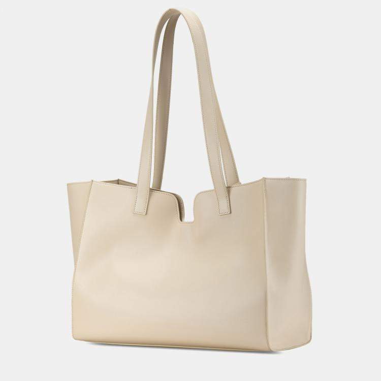 مملوكة مسبقًا Celine White Smooth Calfskin Soft 16 Cabas