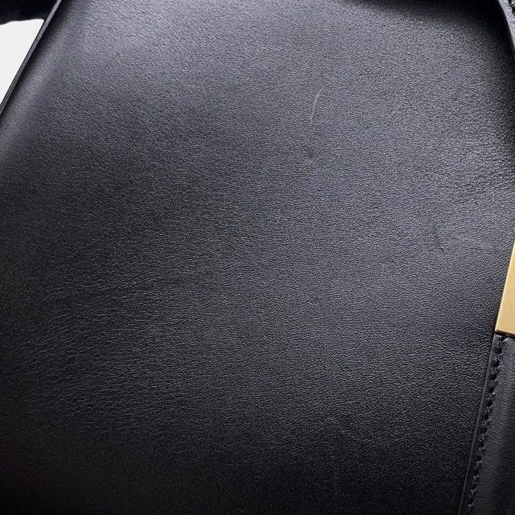 Pre Owned Celine Classique 16 Medium Black Leather Handbag