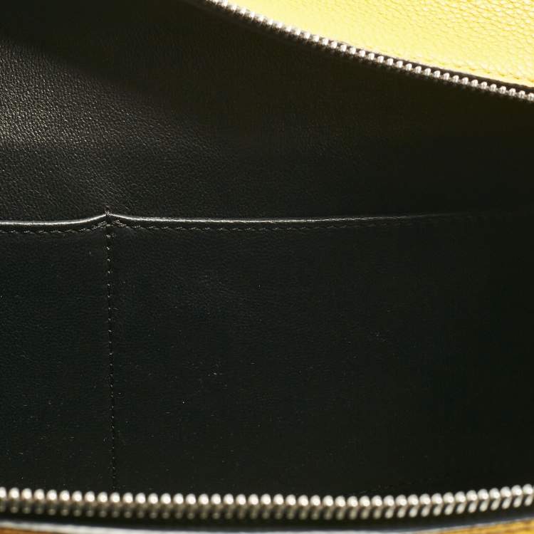 Pre Owned Céline Yellow Leather Small Edge Bag