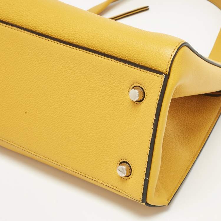 Pre Owned Céline Yellow Leather Small Edge Bag