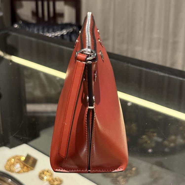 مملوكة مسبقًا حقيبة كلتش سيلين سيلور جلد العجل