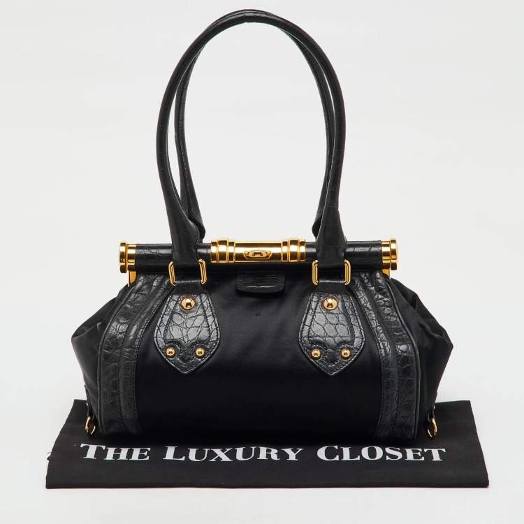 مملوكة مسبقًا حقيبة سيلين تريومف قفل عتيق جلد منقوش على شكل جلد التمساح وأسود وأقمشة ساتان
