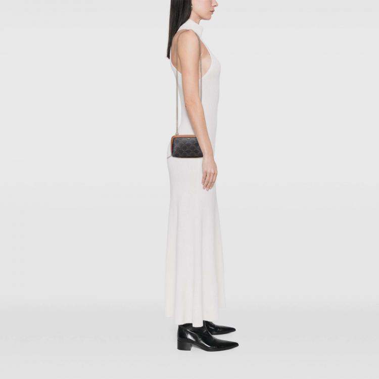 Pre Owned حقيبة كتف على سلسلة سيلين تريومف قماش مطلي بني