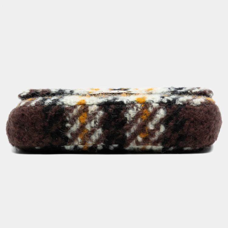 مملوكة مسبقًا Celine Black Wool Triomphe Chain Shoulder Bag