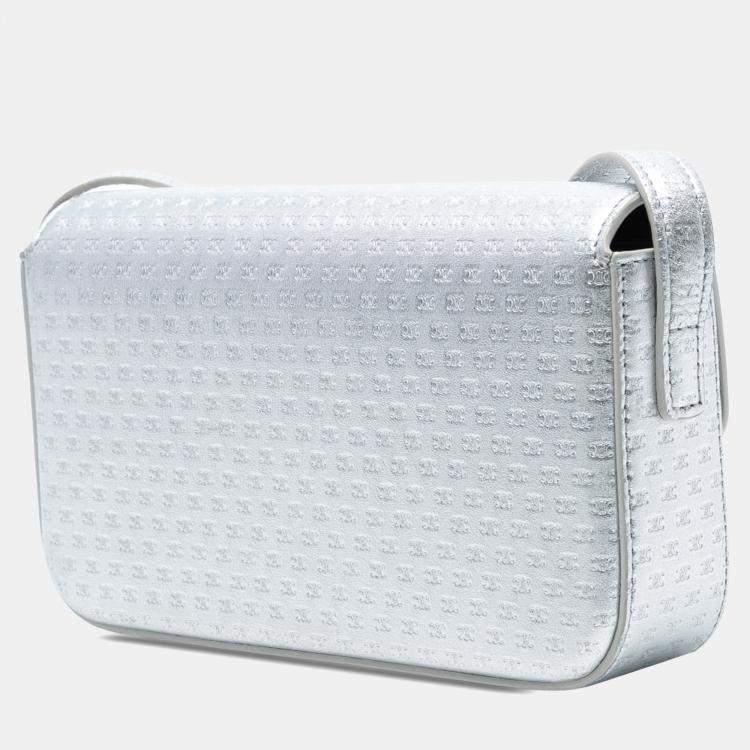 مملوكة مسبقًا Celine Silver Triomphe All Over Laminated Calfskin Claude Shoulder Bag