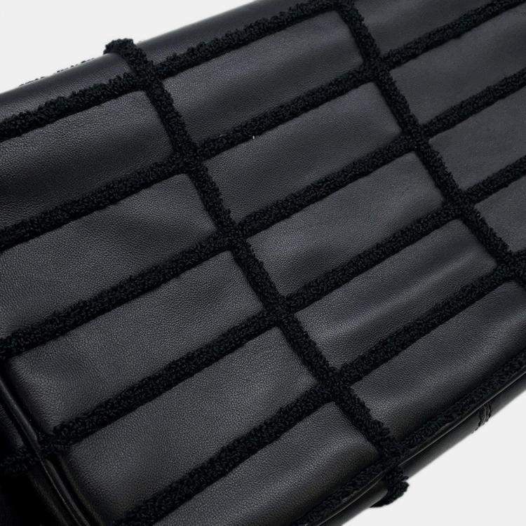 Pre Owned Celine Mono Chrome Chain shoulder Bag Black Leather