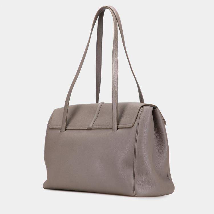 Pre Owned Celine Medium Leather Soft 16 Shoulder Bag