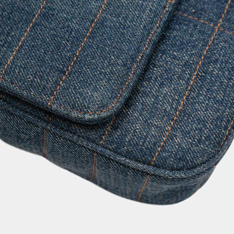 Pre Owned Celine Blue Matelasse Denim Monochrome Chain Shoulder Bag