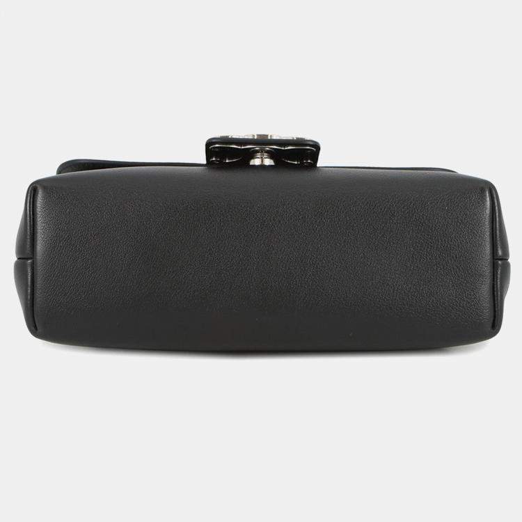 Pre Owned Celine Victoire Chain Shoulder Bag Black Calf Leather Size Medium