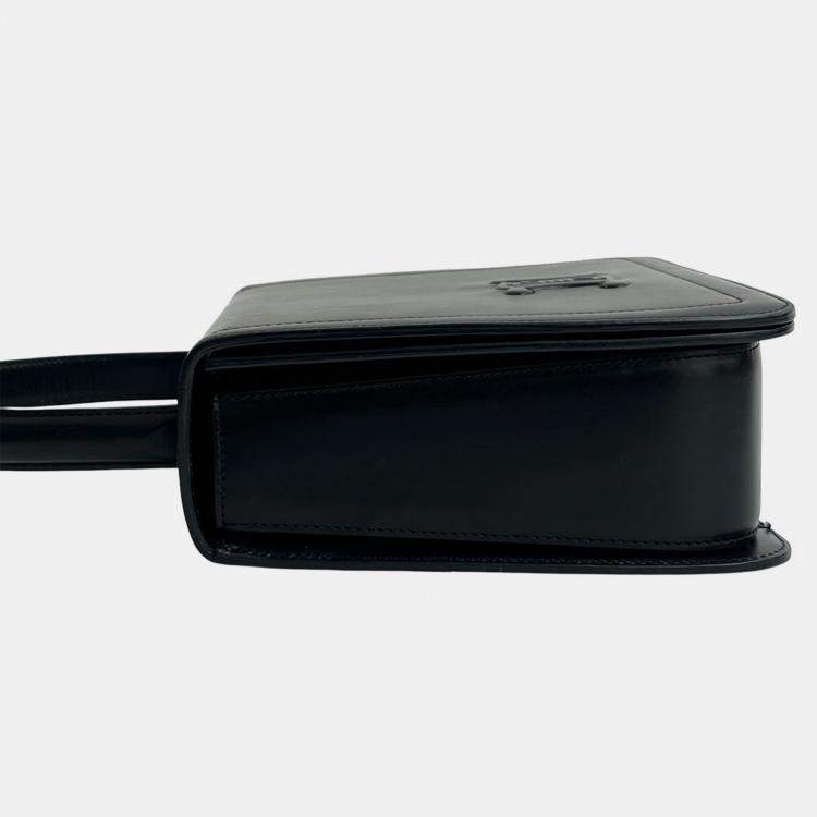 مملوكة مسبقًا Celine Black Calfskin Triomphe Top Handle Bag