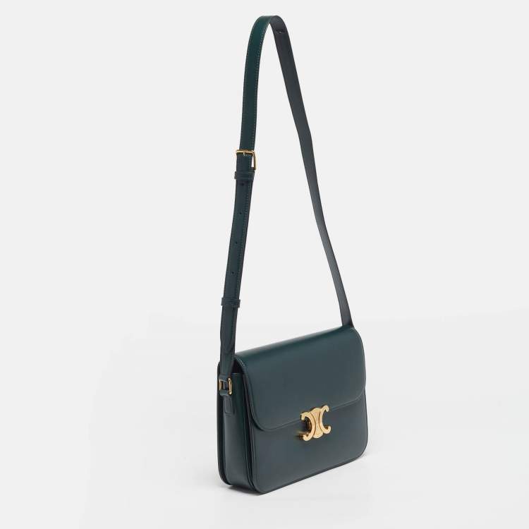 مملوكة مسبقًا Celine Triomphe Large Green Shiny Leather Shoulder Bag