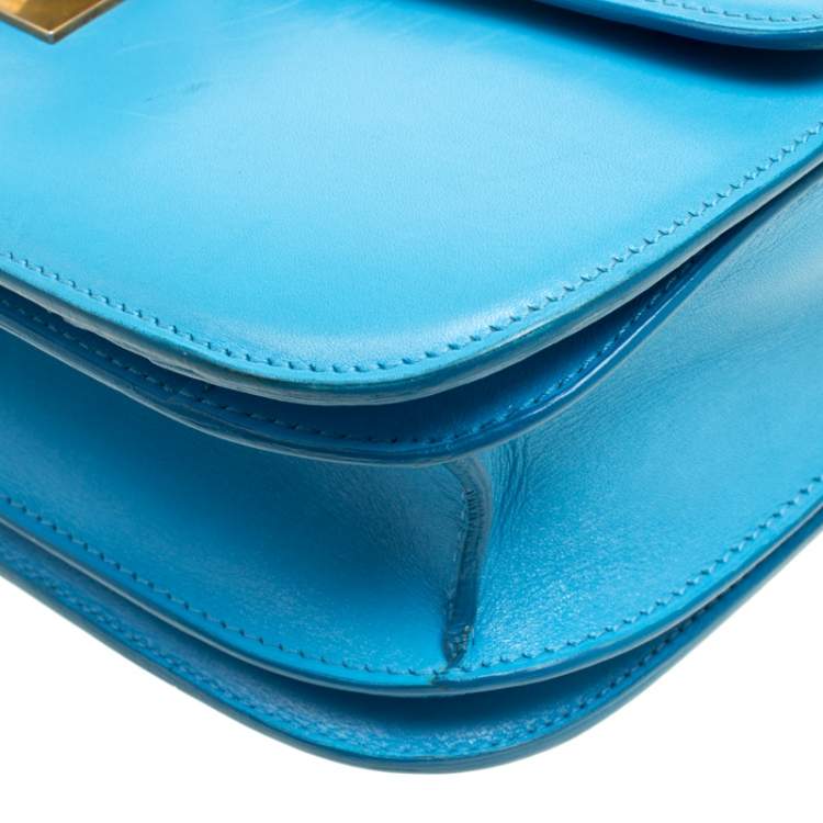 Pre Owned Celine Turquoise Leather Medium Classic Box Shoulder Bag