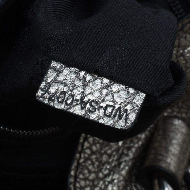 Pre Owned Celine Metallic Silver Leather Large Bittersweet Hobo