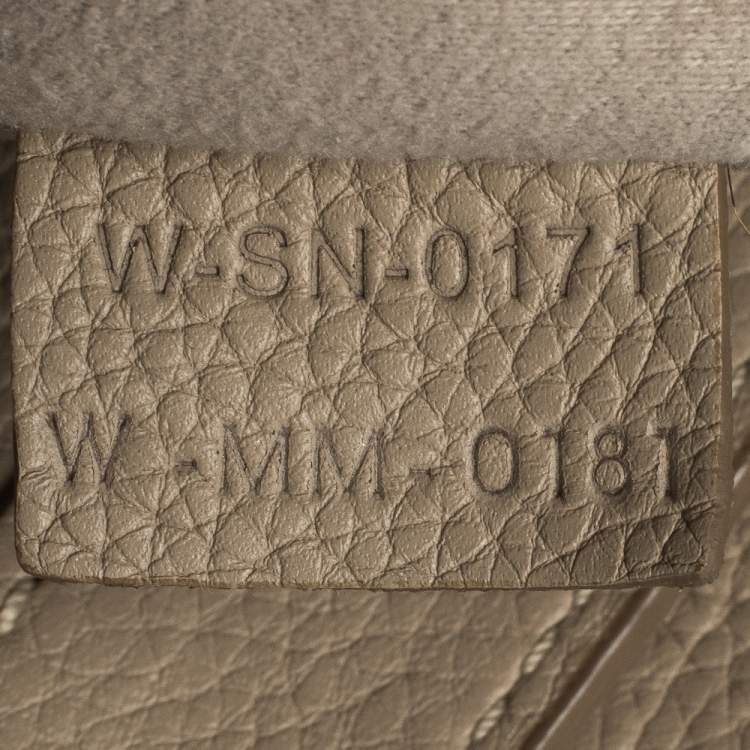 مملوكة مسبقًا Celine Beige Leather Mini Luggage Tote