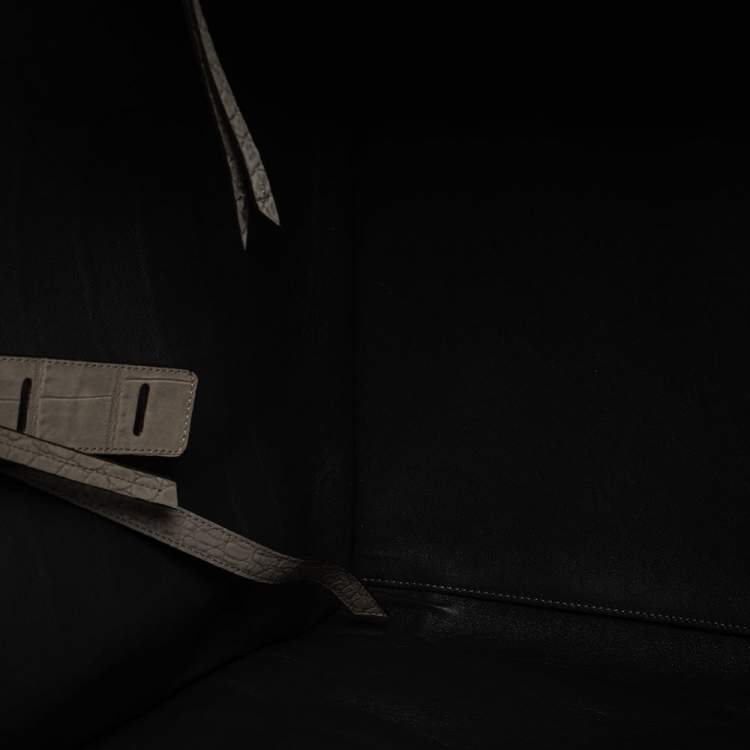 مملوكة مسبقًا Celine Grey Croc Embossed Leather Large Phantom Luggage Tote