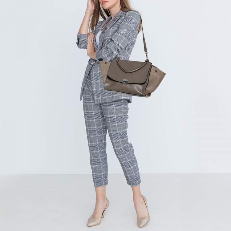 مملوكة مسبقًا Celine Khaki Beige Leather and Suede Medium Trapeze Top Handle Bag