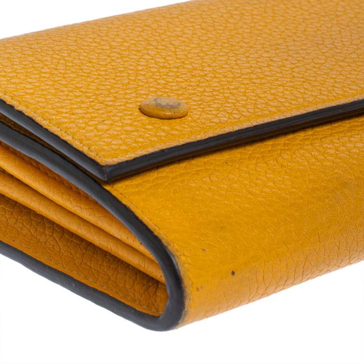 Pre Owned Celine Yellow Leather Large Multifunction Flap Wallet