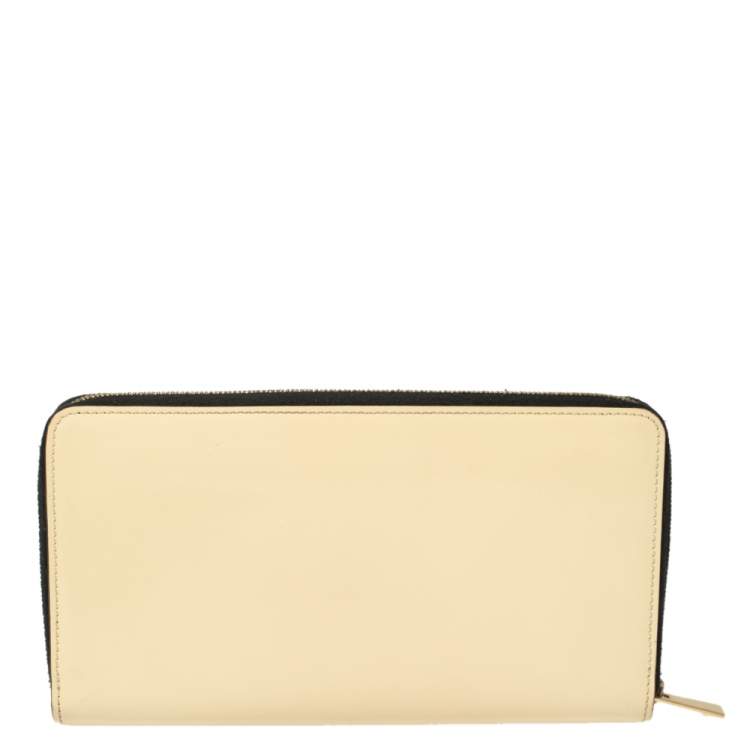 Pre Owned Celine Cream Patent Leather Zip Around Wallet